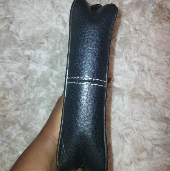 Dooney and Bourke Purse - Picture 3 of 3